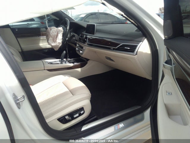 BMW 7 Series 740i 2020 аукцион фото