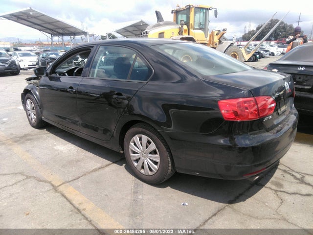 3VW2K7AJ6EM373483 Volkswagen Jetta Sedan S