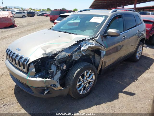 1C4PJLCS7HW661592 Jeep Cherokee Latitude