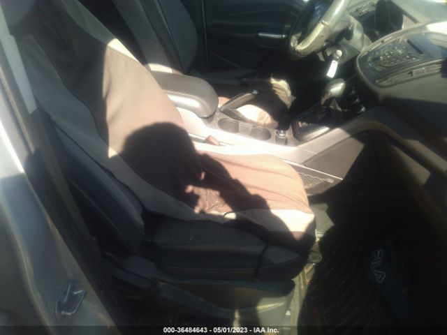 1FMCU0GX8EUD55644 Ford ESCAPE SE