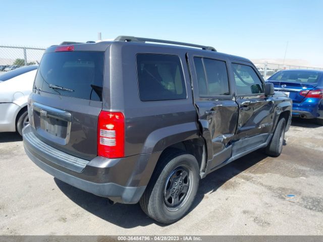 1C4NJPBB8GD528589 Jeep Patriot Sport