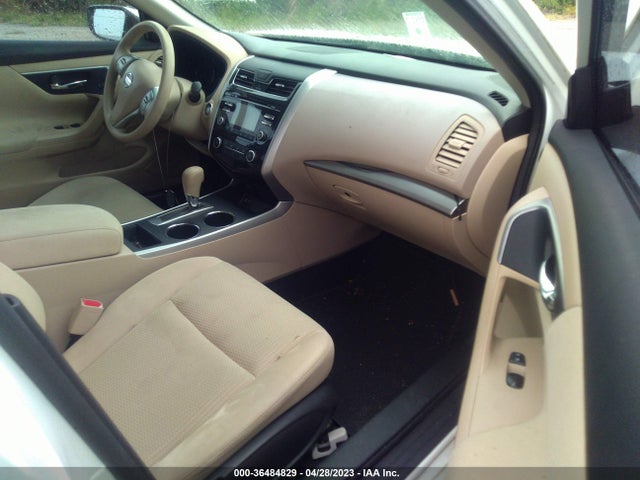 36484829 :رقم المزاد ، 1N4AL3AP9FC202714 vin ، 2015 Nissan Altima 2.5 S مزاد بيع