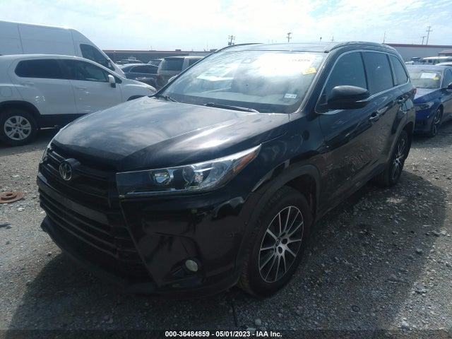 Toyota Highlander Se/xle 2018 5TDJZRFH0JS870714 Image 2