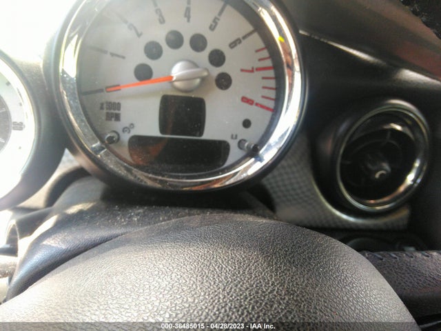 2010 MINI COOPER S WMWMS3C52ATY50620 Photo 6
