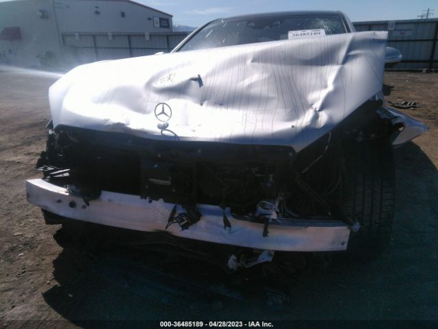 WDDUG8FB4FA158015 Mercedes-Benz S-class S 550