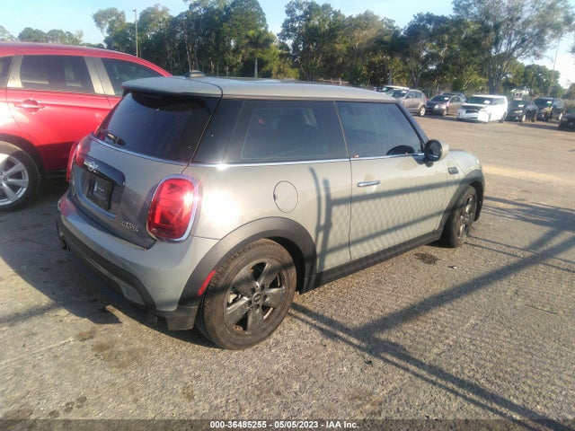2023 MINI HARDTOP 2 DOOR COOPER VIN: WMW33DH08P2S81525