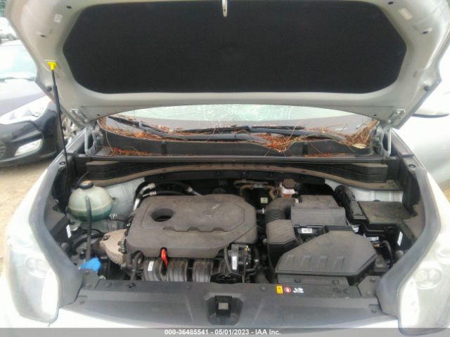 KNDPMCAC1H7201700 KIA Sportage Lx