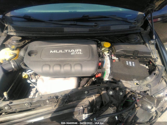 Chrysler 200 Limited 2015 1C3CCCAB0FN658939 Image 10
