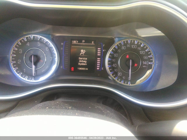 Chrysler 200 Limited 2015 1C3CCCAB0FN658939 Image 7