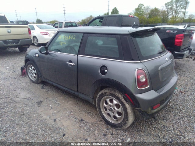2009 MINI COOPER HARDTOP S VIN: WMWMF73519TT97680