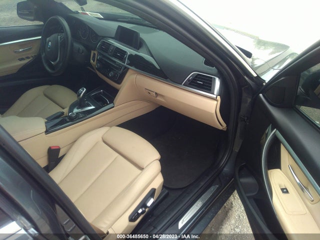 WBA8D9C5XJEM33958 BMW 3 Series 330i Xdrive