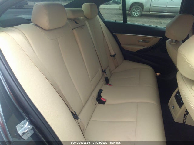 WBA8D9C5XJEM33958 BMW 3 Series 330i Xdrive