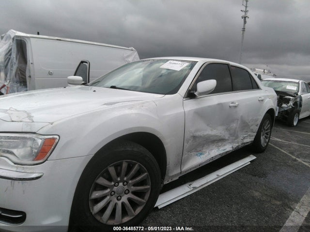 2C3CCAAG7EH380029 Chrysler 300