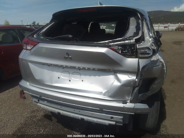 JA4ATUAA8NZ001968 Mitsubishi Eclipse Cross Es