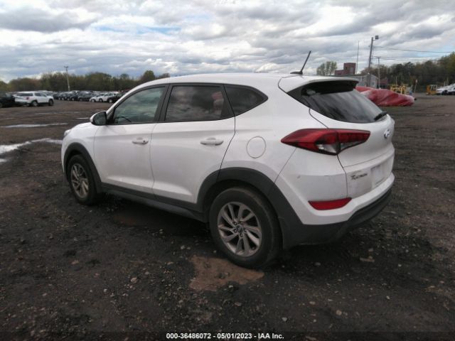 KM8J23A48HU265900 Hyundai TUCSON SE