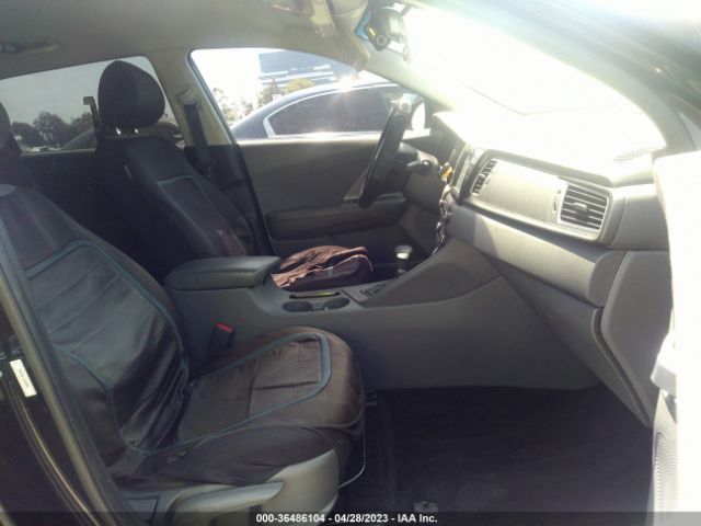 KNDCB3LC1H5098906 KIA NIRO LX