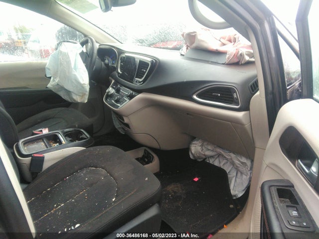 2C4RC1BG7HR768221 Chrysler Pacifica Touring Plus