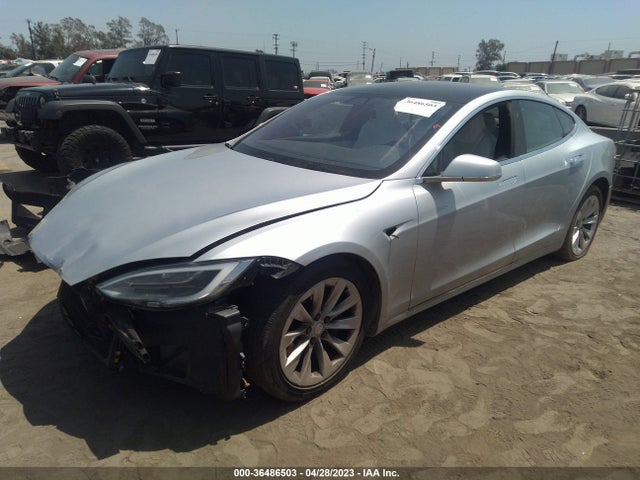 Tesla Model S 60/75 2017 5YJSA1E14HF226407 Image 2