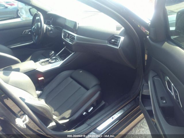 3MW5U7J06M8B88002 BMW 3 Series M340i