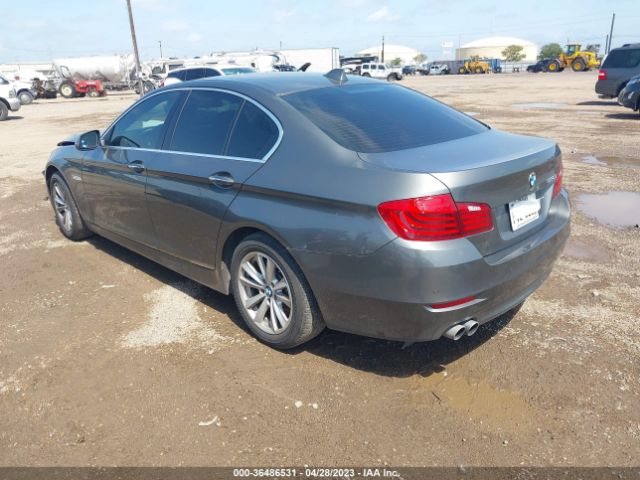 WBA5A5C52FD516172 BMW 5 Series 528i