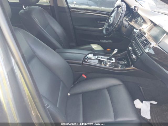 WBA5A5C52FD516172 BMW 5 Series 528i