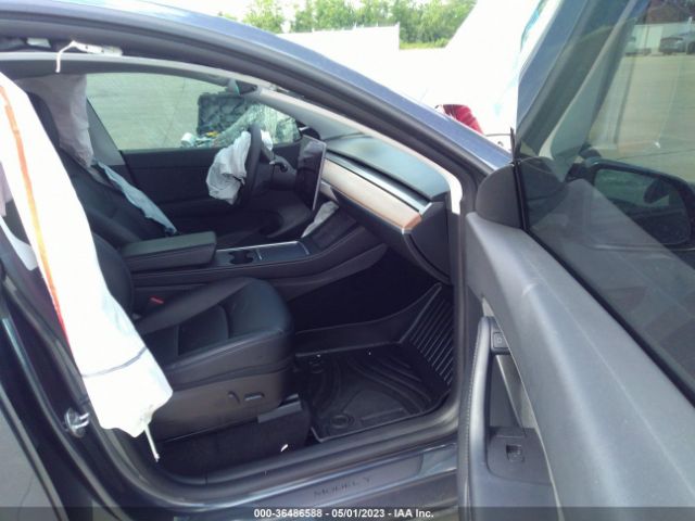 5YJYGDEE5MF260976 Tesla Model Y Long Range