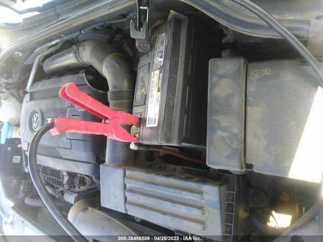 1VWBS7A35GC046594 Volkswagen Passat 1.8t Se