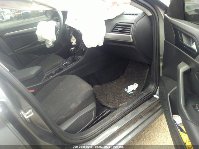 3VWC57BU6MM026738 Volkswagen Jetta S/se/r-line