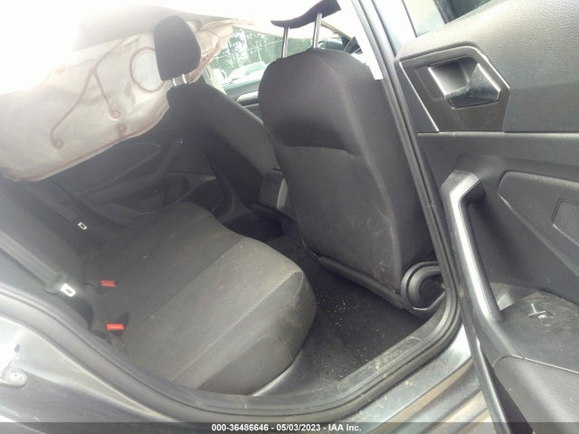 3VWC57BU6MM026738 Volkswagen Jetta S/se/r-line