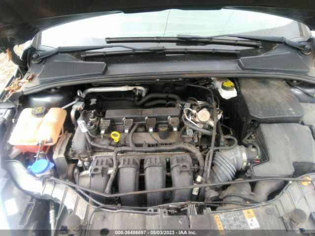 1FADP3F21JL291069 Ford FOCUS SE
