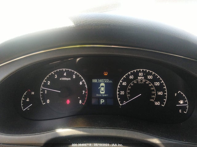 2009 HYUNDAI GENESIS VIN: KMHGC46E99U035346