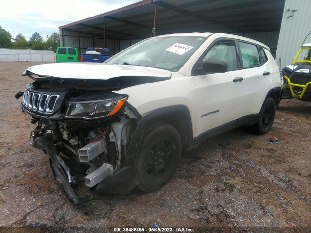 3C4NJCAB3JT263317 Jeep Compass Sport