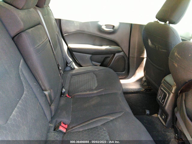 3C4NJCAB3JT263317 Jeep Compass Sport
