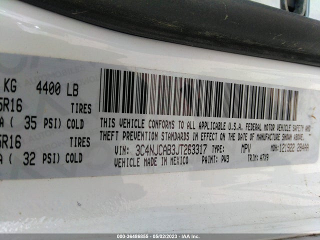 3C4NJCAB3JT263317 Jeep Compass Sport