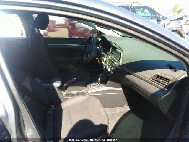 Hyundai ELANTRA SEL 2019 5NPD84LF0KH424186 Image 6