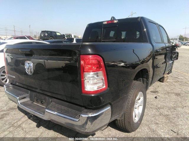 1C6RREFG4NN424992 RAM 1500 Big Horn