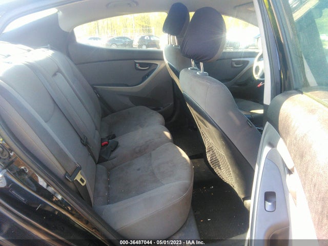 2015 HYUNDAI ELANTRA SE VIN: 5NPDH4AE4FH638890