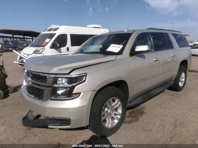 Chevrolet Suburban Lt 2017 1GNSKHKC1HR138427 Image 2