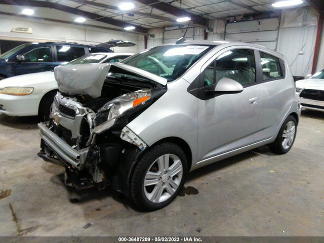 Chevrolet Spark Lt 2015 KL8CD6S90FC787399 Image 2