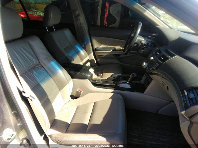 2009 HONDA ACCORD SDN EX-L VIN: 1HGCP36829A020380