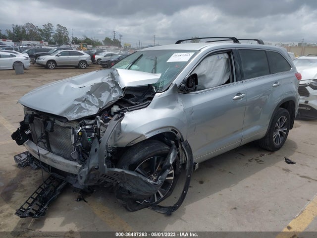 Toyota Highlander Le 2018 5TDZZRFH1JS249744 Image 2
