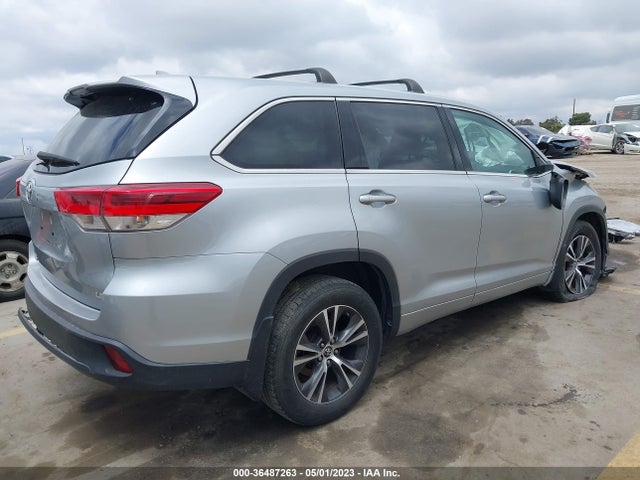 Toyota Highlander Le 2018 5TDZZRFH1JS249744 Image 4
