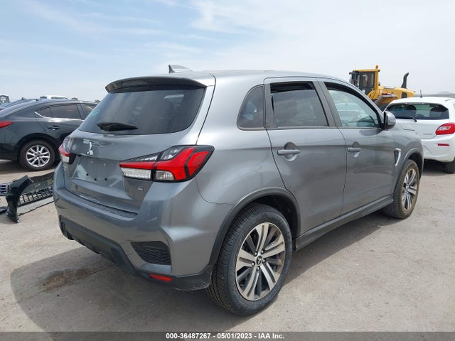 JA4APVAU8MU030676 Mitsubishi Outlander Sport Se