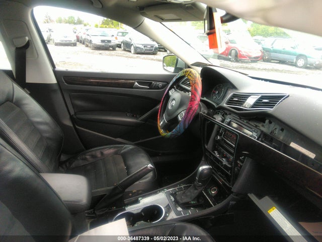 1VWCN7A35EC025222 Volkswagen Passat Tdi Sel Premium