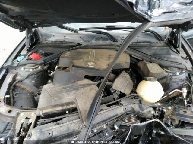 WBA8E5G55HNU22554 BMW 3 Series 320i Xdrive