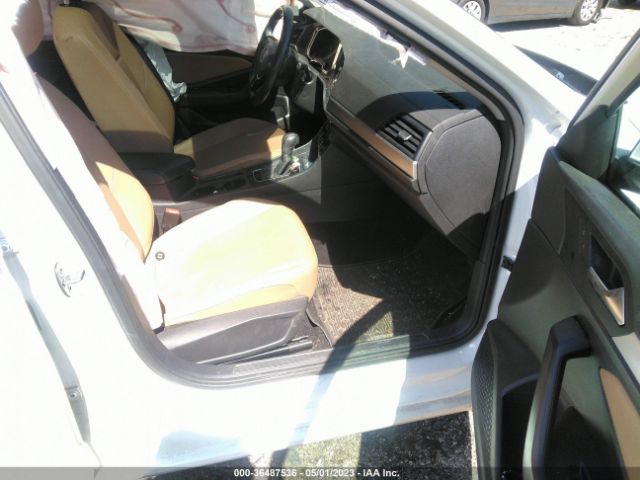 2019 VOLKSWAGEN JETTA 3VWCB7BU7KM235699 Photo 4