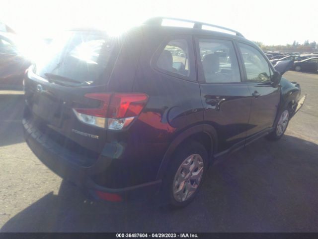 JF2SKACC8KH468661 Subaru Forester