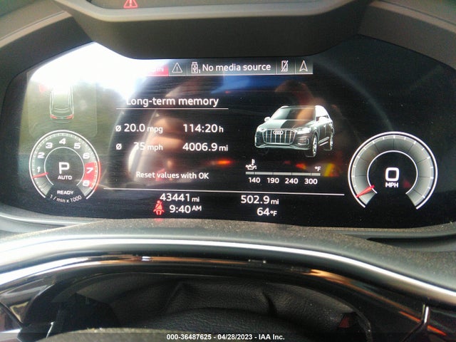 WA1LXAF79MD018332 Audi Q7 Premium Plus