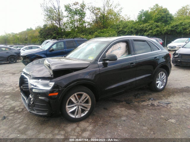 WA1EFCFSXGR008332 Audi Q3 Premium Plus