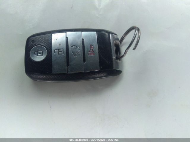 KNDJP3AE0G7017135 KIA SOUL EV